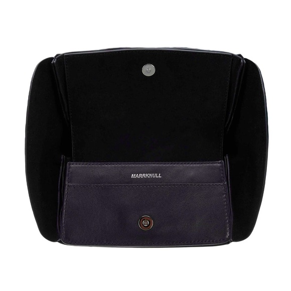 Brand new with tags. ORIGINAL PRICE WAS $500. STRICT PRICE. - Picture 3 of 4